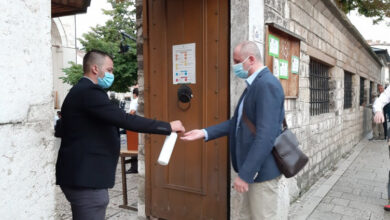Photo of Upute Islamske zajednice: Kako čestitati bajram u vrijeme korone