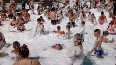 Photo of Samo da ne bude “korona gratis”: Pjena party na bazenu u Ajdinovićima