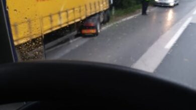 Photo of Haos na cesti u BiH: Pet osoba povrijeđeno u sudaru Golfa i kamiona