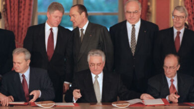Photo of Na današnji dan prije 30 godina u Parizu potpisan Dejtonski sporazum, trijumf diplomatije za kraj 20. stoljeća