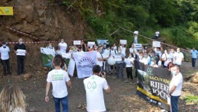Photo of U Foči mirni protest protiv gradnje minihidroelektrana