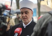 Photo of Kavazović: Zabluda da ćemo se spasiti povijanjem glava pred zlom