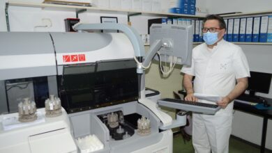 Photo of Prof. dr. Tihić objasnio koliko često SARS-CoV-2 mutira i mogu li mutacije biti otporne na vakcinu