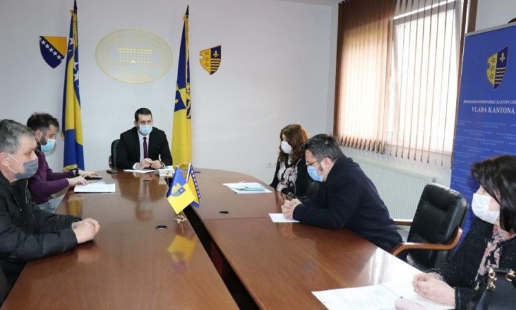 Photo of Halilović: Zdravstvene ustanove u BPK uspješno odgovorile u borbi sa pandemijom