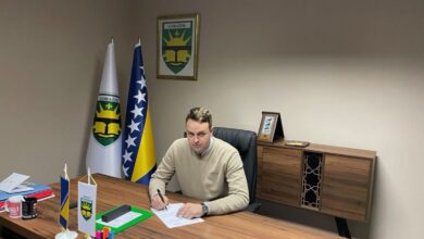 Photo of Gradonačelnik Goražda ispunjava obećanja: Prodaje automobil Gradske uprave