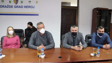 Photo of Nijemci osnovali firmu za proizvodnju medicinskih kreveta u Goraždu, zaposlit će 150 radnika