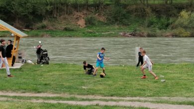Photo of Prvomajska atmosfera u Goraždu ni približna nekadašnjim vremenima, izletnici poštuju mjere