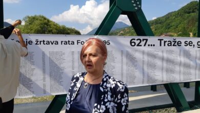 Photo of Udruženje žrtava rata iz Foče o presudi Ratku Mladiću: Za nas pravde nema, u nama su sve ubili ’92.
