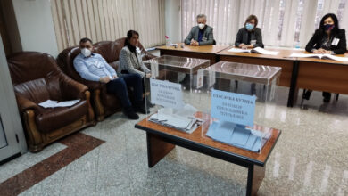 Photo of Otvoreno biračko mjesto u Ambasadi Srbije u Sarajevu, do 8 sati glasalo 3 posto prijavljenih