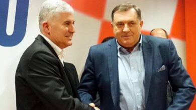 Photo of Čović danas u Sarajevu s Trojkom nakon što je jučer “umirio” Dodika