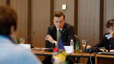 Photo of Ahmetović: ‘Sankcije protiv Dodika nisu dovoljne, Schmidt ga treba skinuti s funkcije’