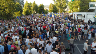 Photo of Protesti ispred zgrade OHR-a nastavljaju se i danas