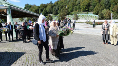 Photo of Obilježena 19. godišnjica otvaranja Memorijalnog centra Potočari u i ukopa prvih 107 žrtava genocida