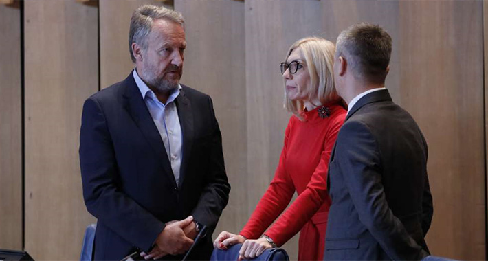 Photo of Otkazana sjednica Doma naroda PSBiH: Propao i zadnji pokušaj za ukidanje akciza
