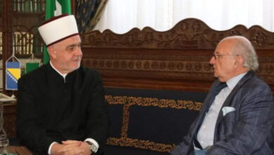 Photo of Reisul-ulema Kavazović uputio čestitiku povodom jevrejskom blagdana Hanuke