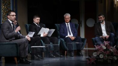 Photo of U Narodnom pozorištu u Sarajevu naučni skup i izložba ‘9. januar – Put u genocid’