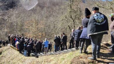 Photo of Uz prisustvo osuđenih ‘ravnogoraca’ odana počast Draži Mihailoviću