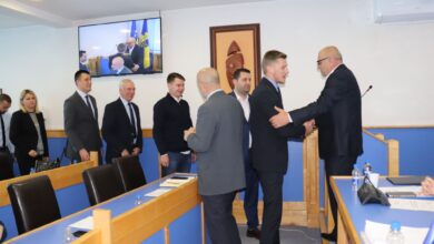 Photo of Smijenjen ministar privrede BPK Mithat Hadžiomerović, na ovu poziciju imenovan Zijad Briga