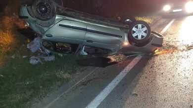 Photo of Na putu kod Goražda vozilo se prevrnuo na krov, vozač zadobio lakše povrede