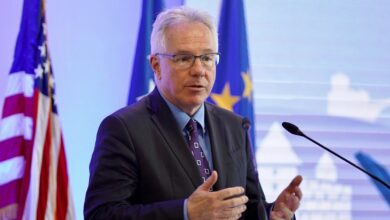 Photo of Murphy o problemima s kojima se suočava BiH: Ovo je možda najgora politička klima od ’90-ih godina