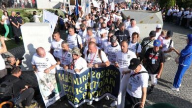 Photo of Marš mira danas kreće iz Nezuka: Učesnici će prepješačiti 100 kilometara u čast žrtava genocida u Srebrenici