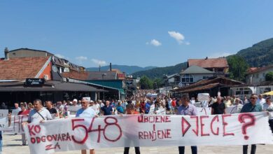 Photo of U Goraždu protesti zbog optužnice herojima grada i neprocesuiranja zločina nad civilima Goražda