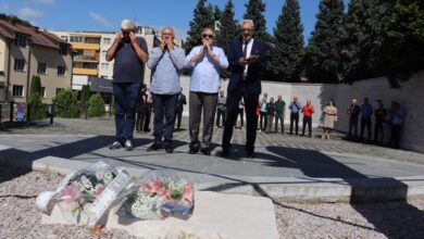 Photo of Uz godišnjicu formiranja Prvog korpusa ARBiH, položeno cvijeće na spomen obilježjima u BPK