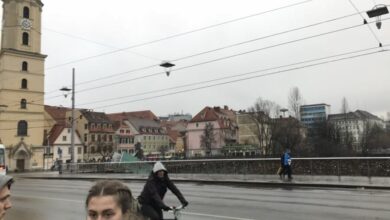 Photo of Državljanin BiH sa bebom upao u rijeku u Gracu, spasao ih slučajni prolaznik