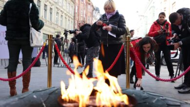 Photo of Novinari iz Sarajeva, Tuzle i Zenice odali počast kolegama u Gazi