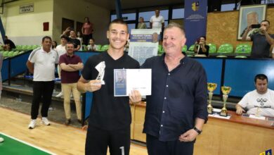 Photo of Pobjednički pehar turnira Meho Drljević-Dedo i saborci osvojila ekipa FK “Goražde”