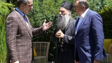 Photo of Dodik i Vučić potpisuju ‘plan za budućnost’, Porfirije svjedok