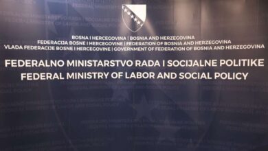 Photo of U augustu na federalnom dječijem dodatku 74.587 djece