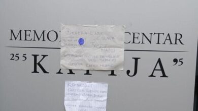 Photo of Petroviću dvije godine zatvora za vrijeđanje žrtava na tuzlanskoj Kapiji