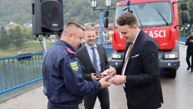 Photo of Profesionalnoj vatrogasnoj jedinici Goražde nabavljeno savremeno vozilo