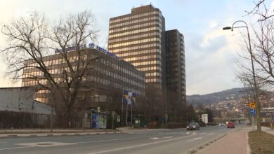 Photo of Ispred zgrade Vlade FBiH protesti: Logoraši traže zaštitu žrtava ratne torture