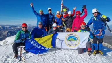 Photo of Tradicionalni uspon na Maglić povodom Dana državnosti BiH: Učestvovalo 11 planinara iz svih dijelova zemlje
