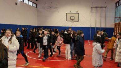 Photo of Otvorena obnovljena sala OŠ „Husein ef. Đozo“ u Goraždu