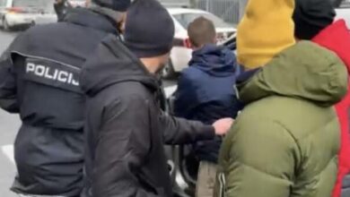 Photo of Video: Incident na protestu ispred zgrade Vlade