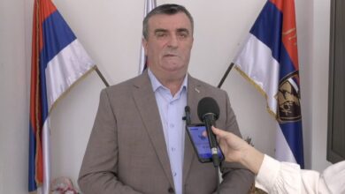 Photo of Načelnik Vlasenice, optužen za zločine u ovom gradu, veličao ratne zločince