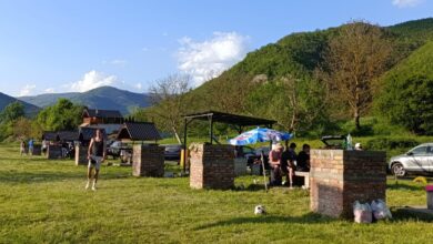 Photo of I Goraždani se drže prvomajske tradicije: Obale Drine ispunjene tokom cijelog dana