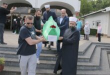 Photo of Ispraćaj bratunačkih žrtava: Najmlađa među njima – beba Almera Paraganlija