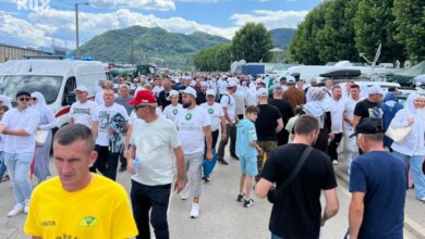 Photo of Građani odlaze iz Potočara: Dolina bijelih nišana ostat će u tišini kao vječno počivalište žrtava genocida