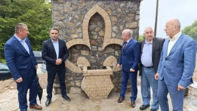 Photo of Sjećanje na Grebak, put spasa: Lokmić otvorio hair česmu u znak sjećanja na poginule borce