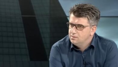 Photo of Medić: Kada bi bilo ko zatražio da se ukloni mural ratnog zločinca Mladića, to bi ga koštalo na izborima