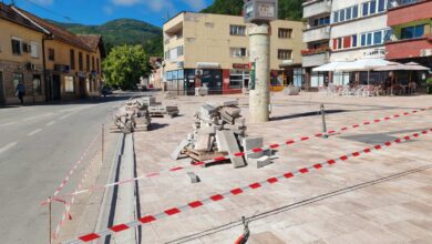 Photo of Višemjesečni zastoj radova na Trgu branilaca u Goraždu: Gdje je zapelo?