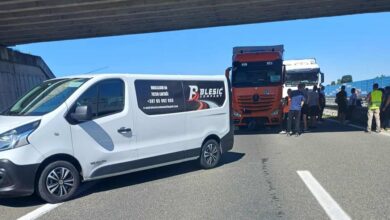 Photo of BIHAMK o protestima: Na brojnim graničnim prijelazima blokiran teretni terminal, putnički saobraćaj bez većih poteškoća