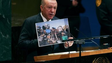 Photo of Erdogan na zasjedanju UN-a pokazao fotografije iz Gaze: “Ovo je najniža tačka čovječanstva”