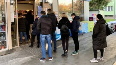 Photo of Šta nam je donijelo 11 mjeseci neradne nedjelje: Dio radnika je s porodicama, dok drugi “padaju” od posla
