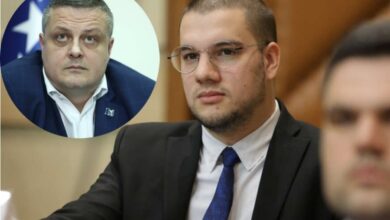 Photo of VUČINIĆ ZA “SB”: “Razočaran sam ponašanjem članova SDP-a koji pomažu Dodiku. Odavno nam je jasna ta uloga Vojina Mijatovića koja služi pravljenju problema opoziciji u RS; Uskoro ćemo imati i…”