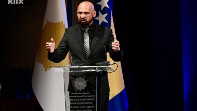 Photo of Isak o hapšenju policijskih službenika: Ohrabruje da se ovakvi slučajevi više ne zataškavaju